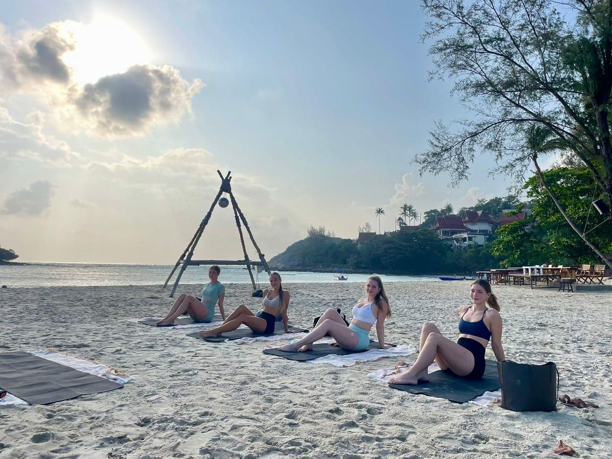 Yoga & pilates on the beaches of Koh Samui